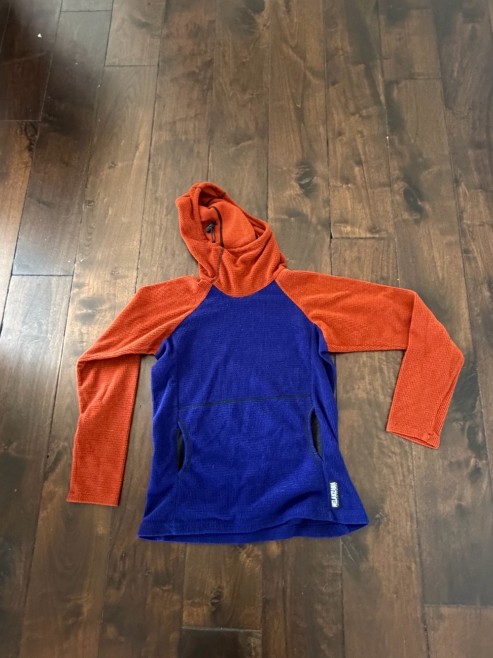 Melanzana Two-Tone Hooded Pullover in Orange & Blue